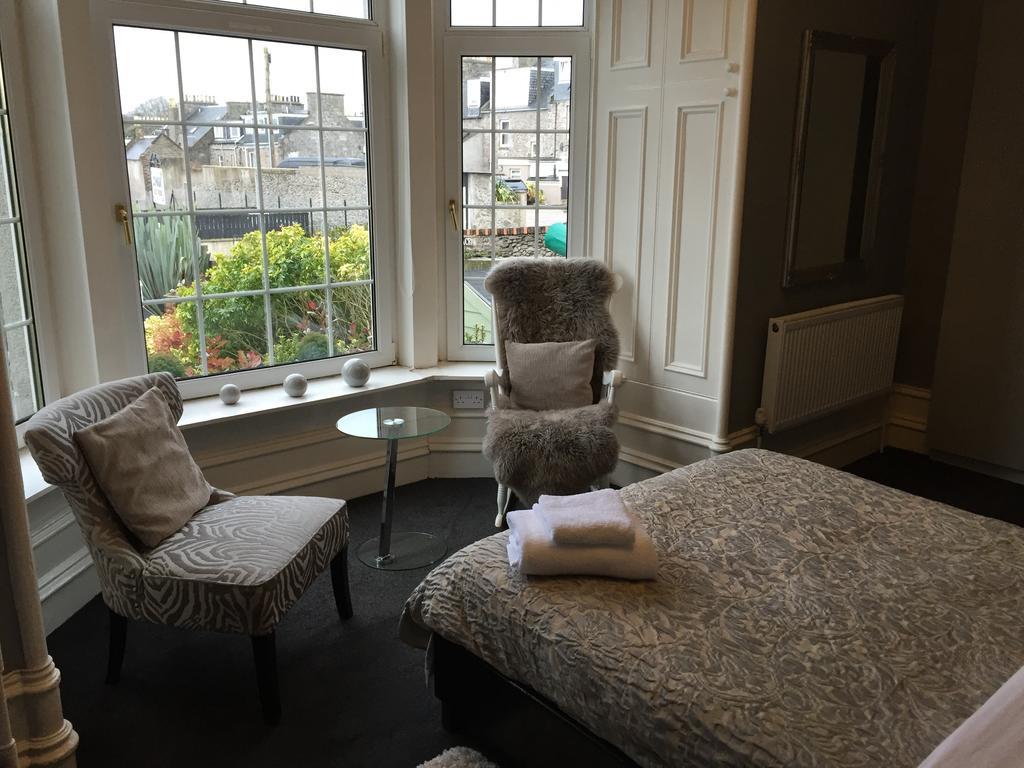 Lochnagar Guest House แอเบอร์ดีน ภายนอก รูปภาพ