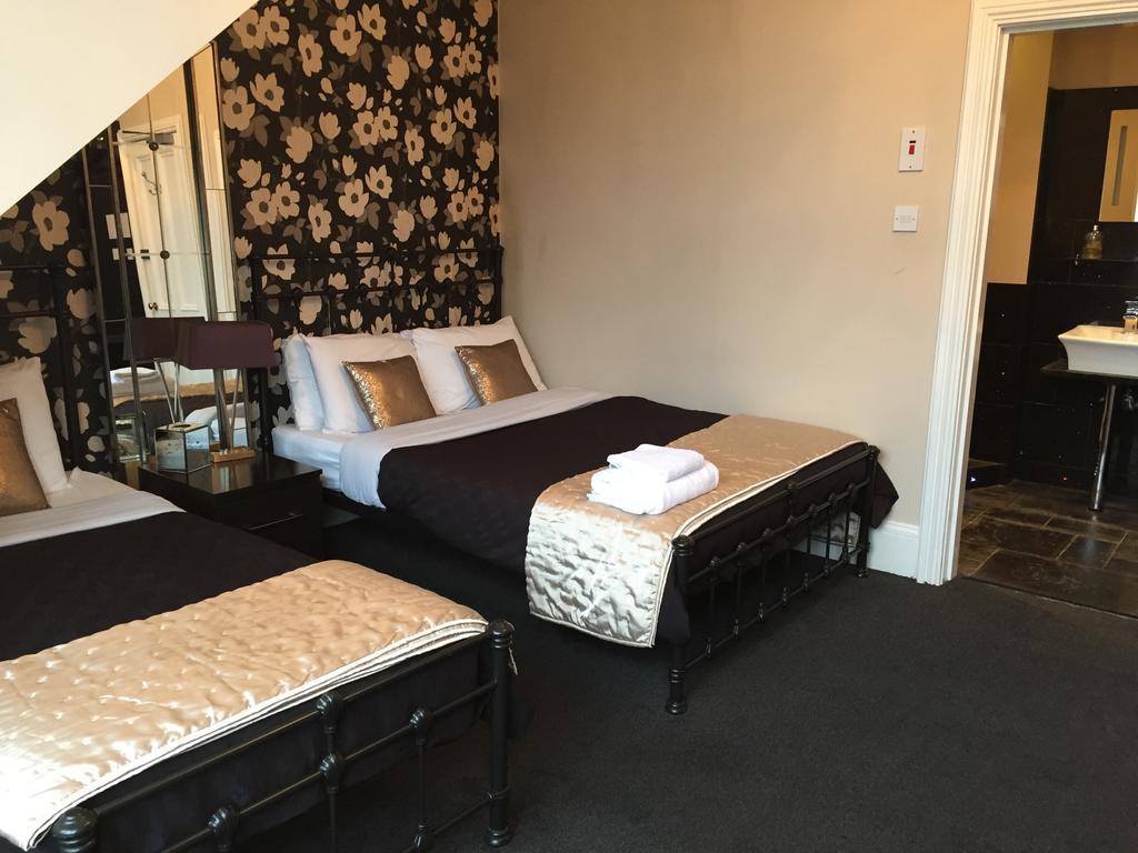 Lochnagar Guest House แอเบอร์ดีน ภายนอก รูปภาพ