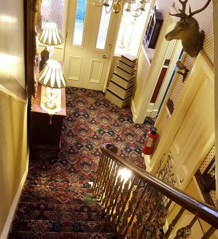 Lochnagar Guest House แอเบอร์ดีน ภายนอก รูปภาพ